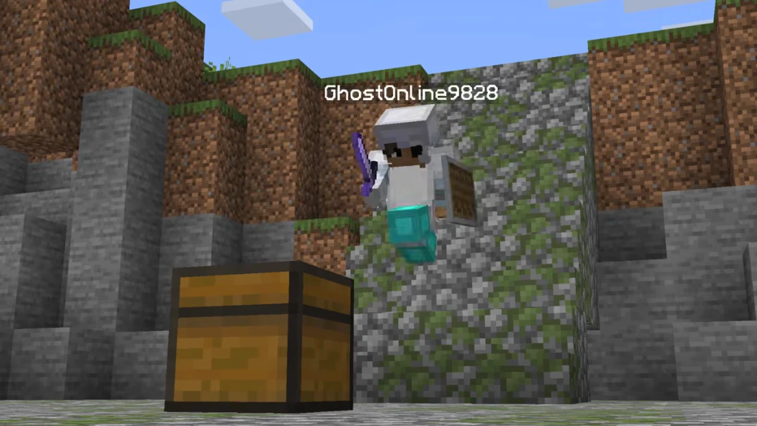 Minecraft fly hack with chest ESP in survival